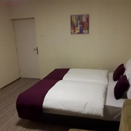 Capitol Hill Dnj 3* Belgrade